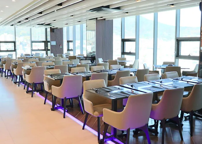 Ramada Encore By Wyndham Station Hotel Busan