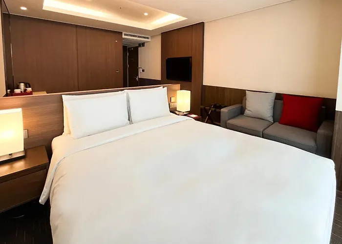 Hotel Ramada Encore By Wyndham Station Busan