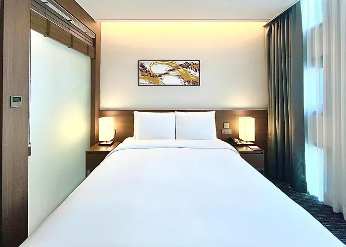 Ramada Encore By Wyndham Station Hotel Busan