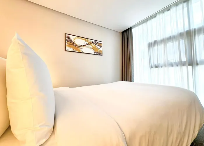 Hotel Ramada Encore By Wyndham Station 4*