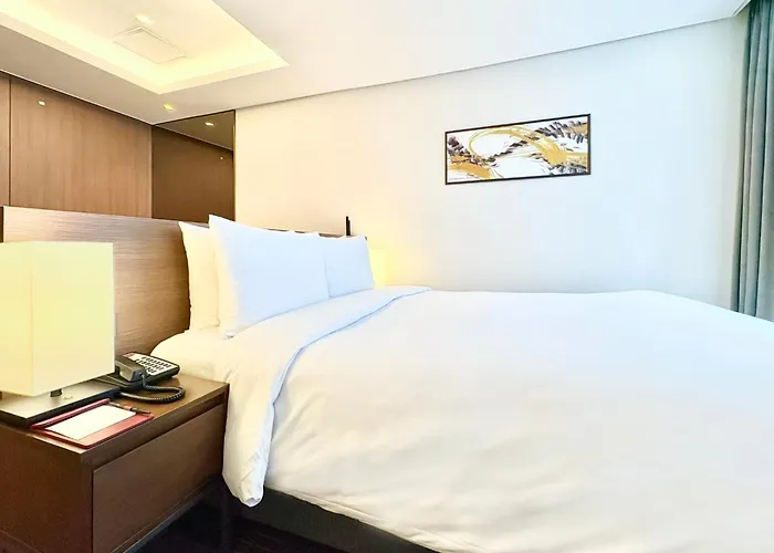 Ramada Encore By Wyndham Station 4*