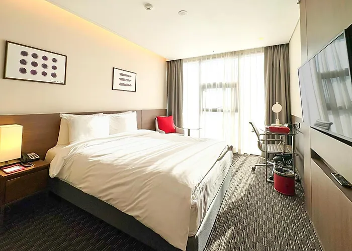 Ramada Encore By Wyndham Station 4*